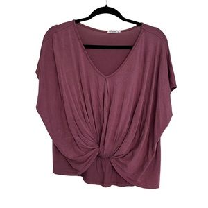 Ee:some pink shortsleeve knotted front top medium